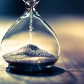 date and time setting in Creatio